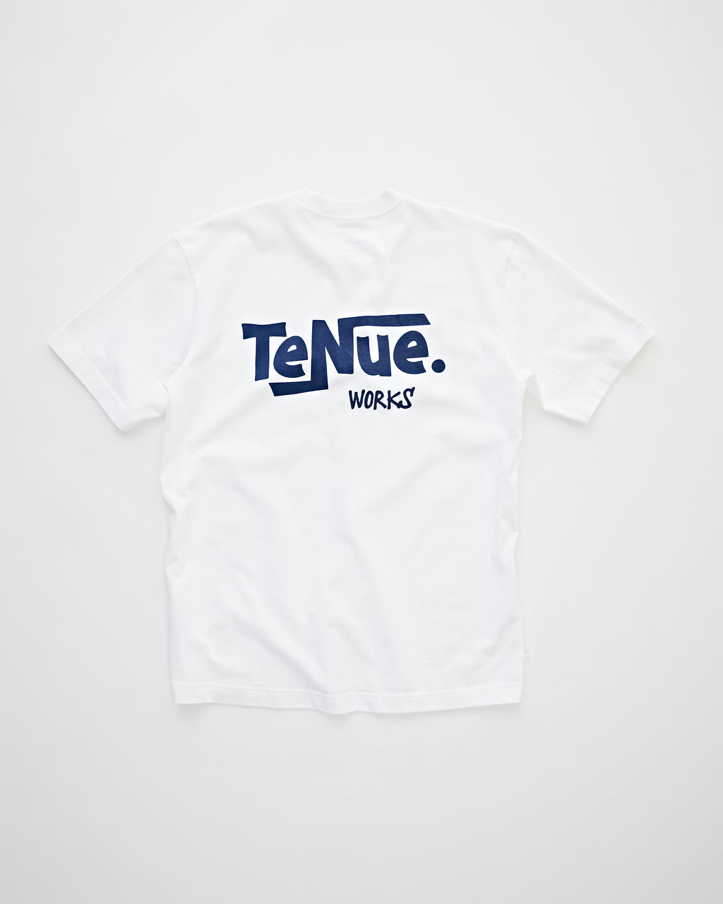 Bruce Optic White Tenue. Works