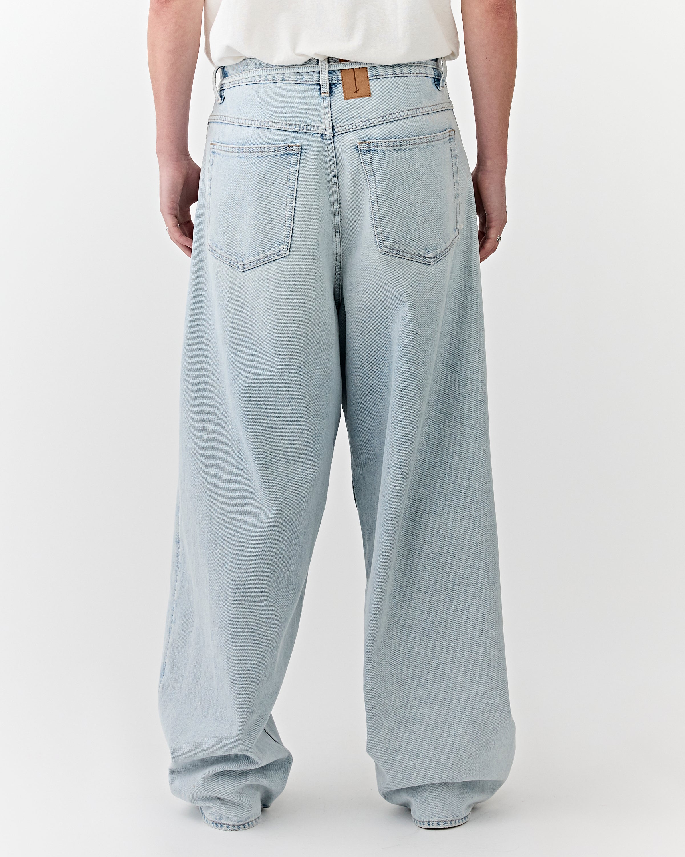 Noah Jeans Sandy Lake