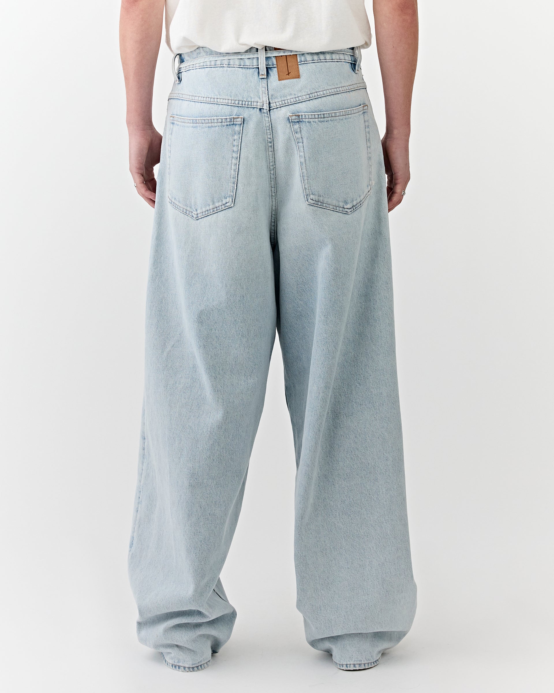 Noah Jeans Sandy Lake