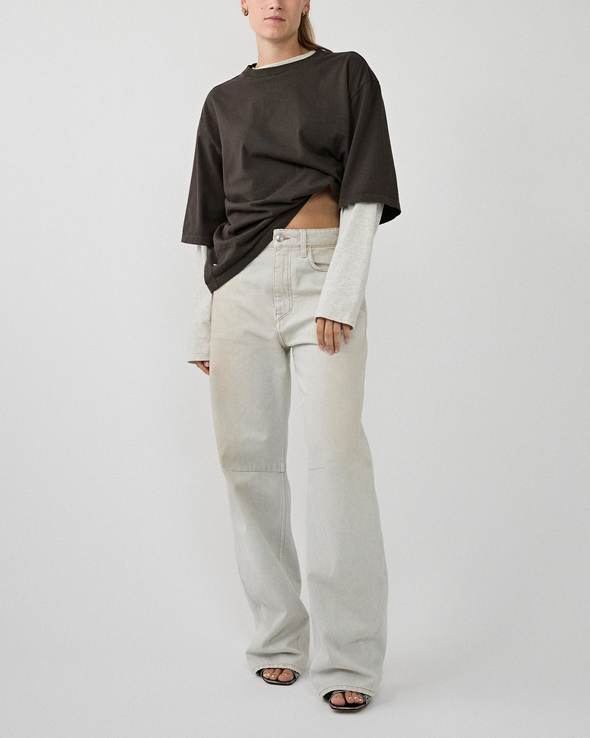 Robyn Jeans Ontario