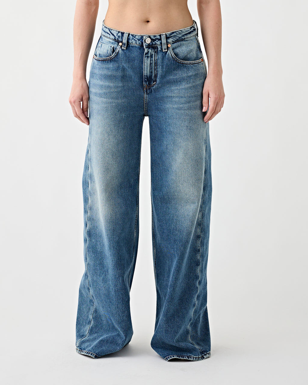 Bella Jeans Tacoma