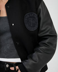 Tenue. X TDN Varsity ‘Black On Black’ Limited Edition of 25