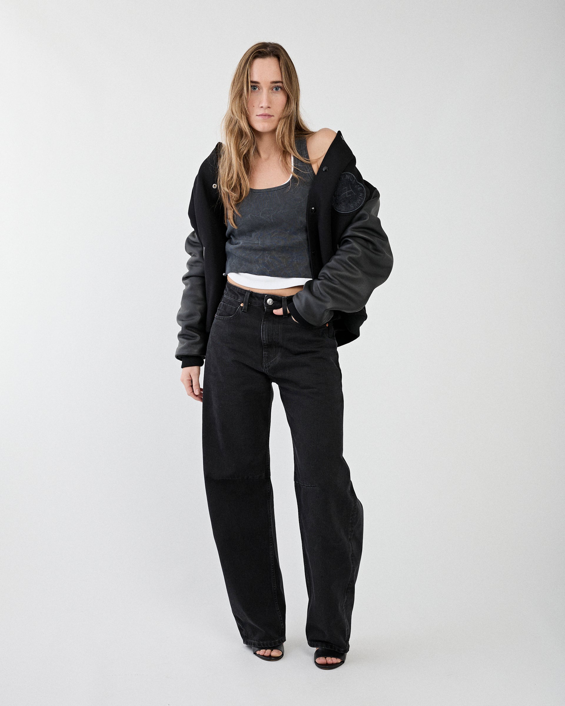 Tenue. X TDN Varsity ‘Black On Black’ Limited Edition of 25